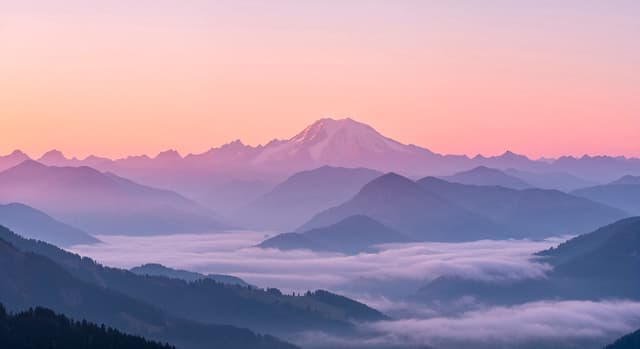 Montanhas ao Alvorecer